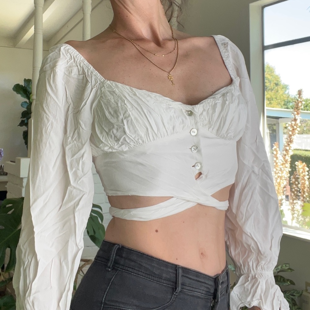 Buttoned Crop Top - Picture 2 of 5